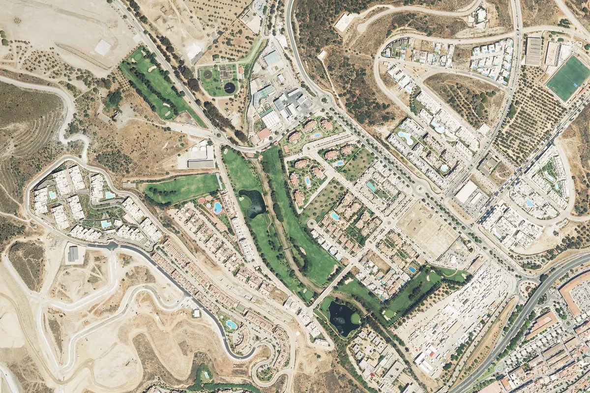Luftaufnahme des Golfplatzes La Noria Golf & Resort